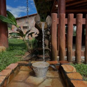 bica-dagua-rancho-beira-rio-pirenopolis-cachoeira